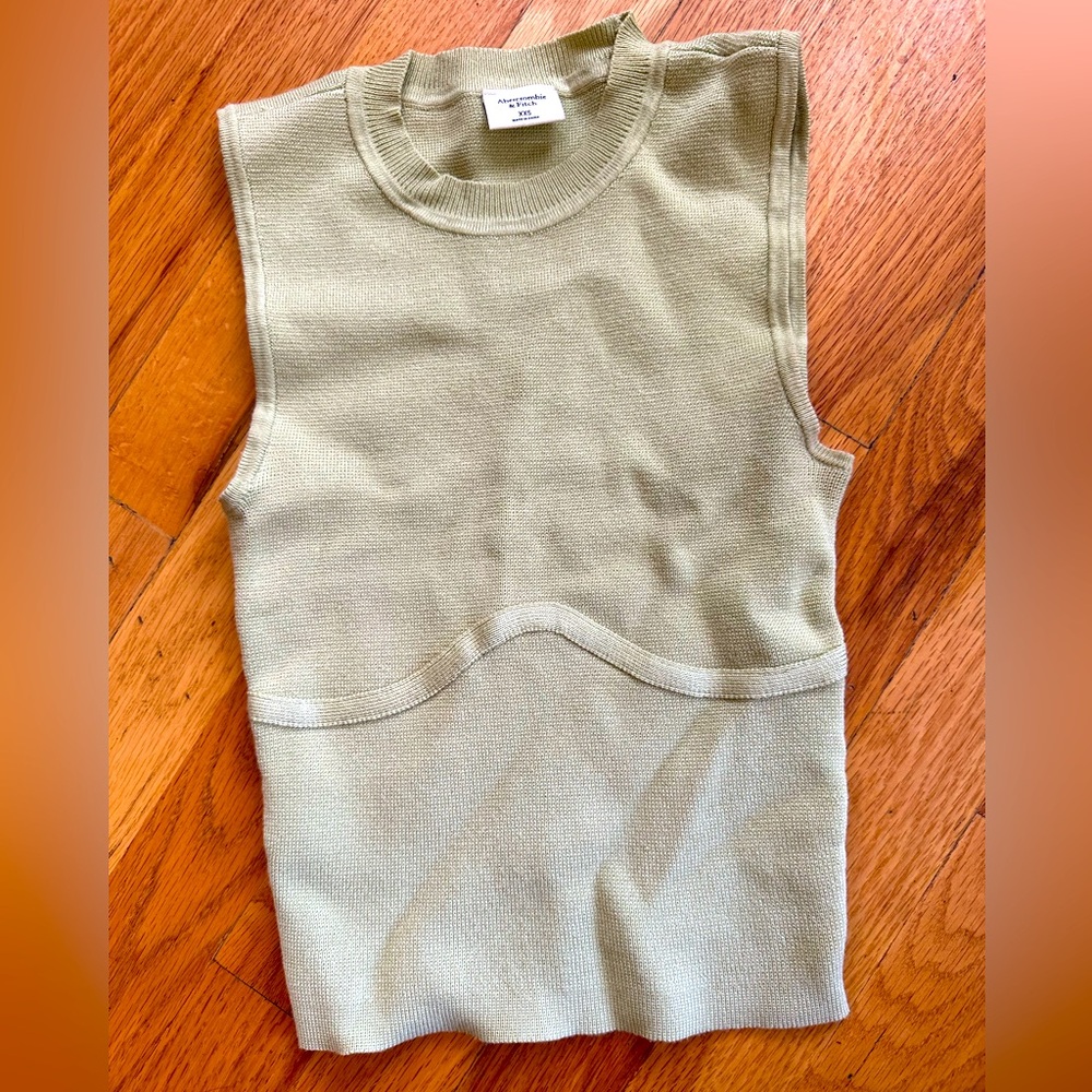 Abercrombie Cropped Tank